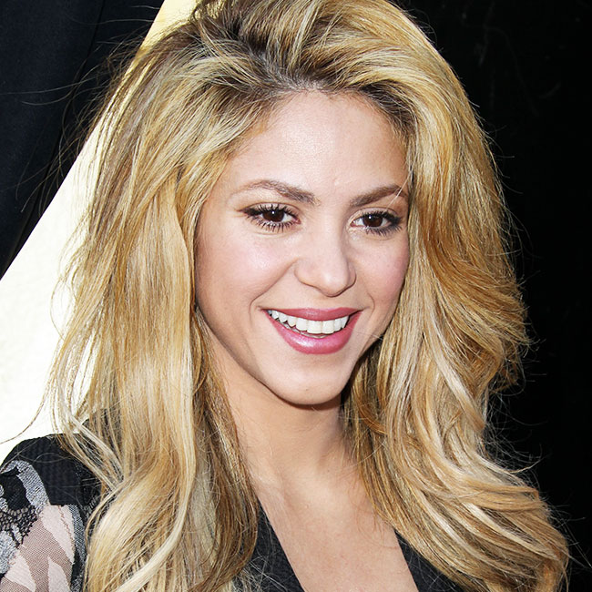 Shakira’s Purple Cut-out Look In Her Latest Music Video Is So Hot It ...