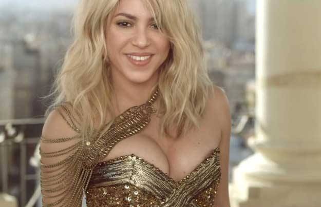 Sexy PH๏τos of Shakira Which Are Damn Too Good!