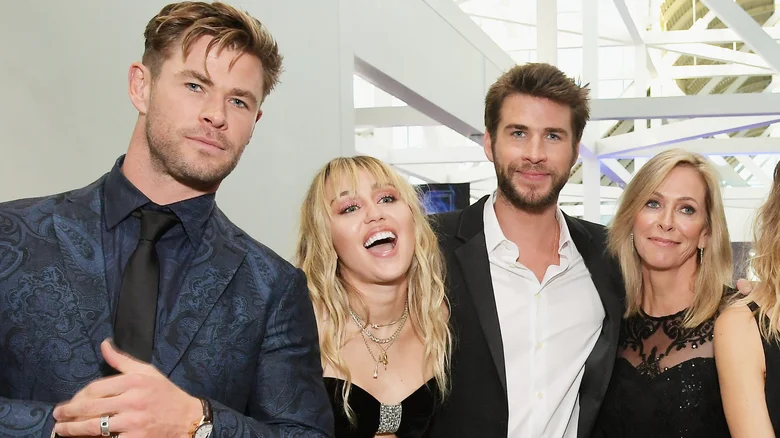 Chris Hemsworth Sang A Different Tune About Miley Cyrus Before Her Split With Liam  Read More: https://www.nickiswift.com/1317082/chris-hemsworth-sang-different-tune-miley-cyrus-before-liam-split/