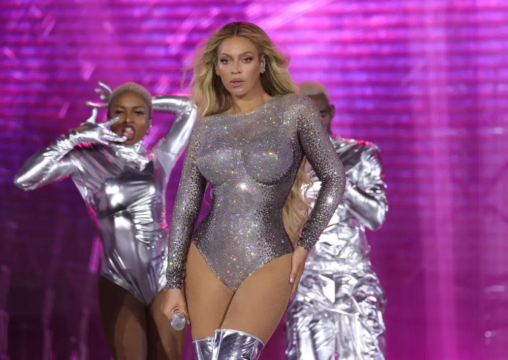 Tina Knowles squashes rumors about Beyoncé’s personal toilet seats: ‘So ridiculous’