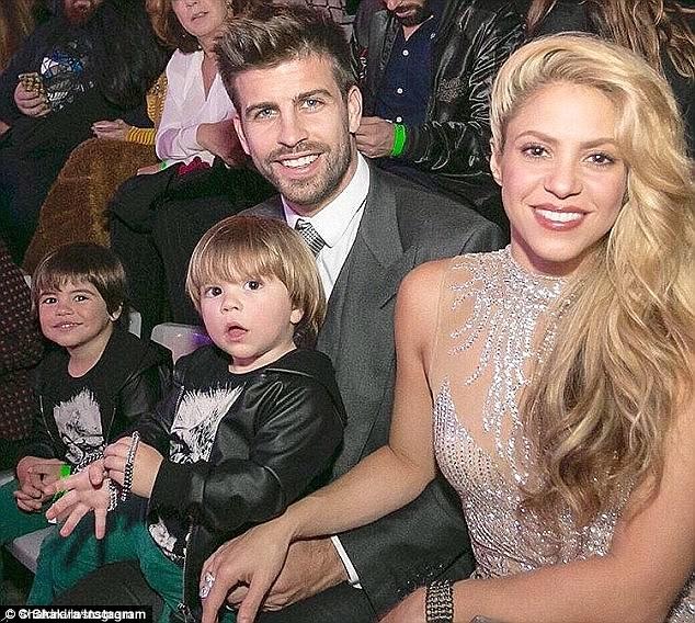 PIQUÉ’S GIRLFRIEND, CLARA CHÍA, REPORTEDLY INTERACTS WITH SHAKIRA’S SON