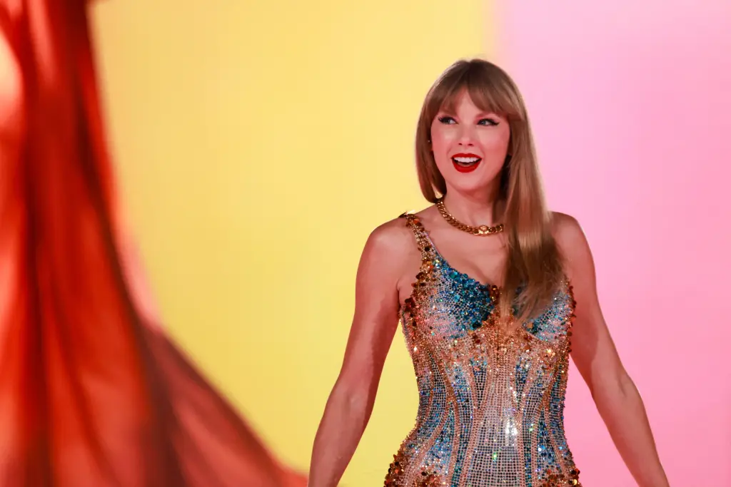 Taylor Swift thinks Travis Kelce is ‘very charming’ — but it’s ‘nothing serious’: report