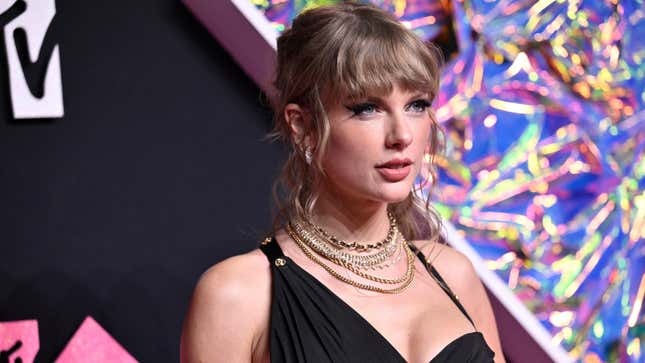 Taylor Swift fans solve 33 million Google puzzles to unlock new song тιтles