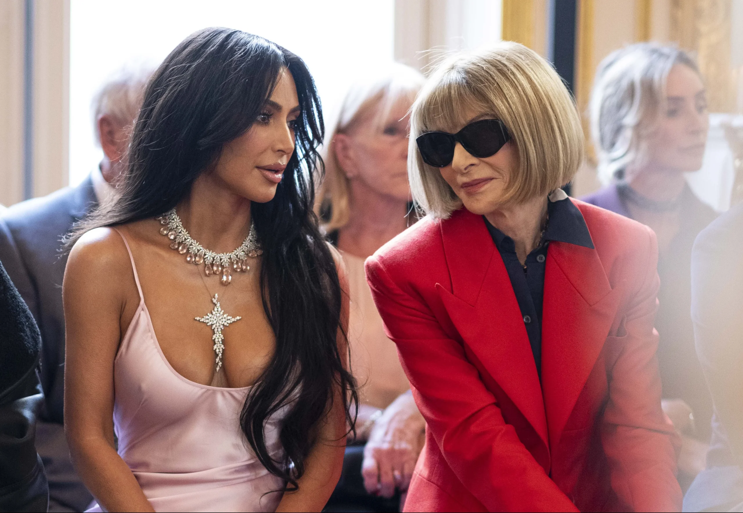 Kim Kardashian ticked off Anna Wintour after holding up Victoria Beckham fashion show