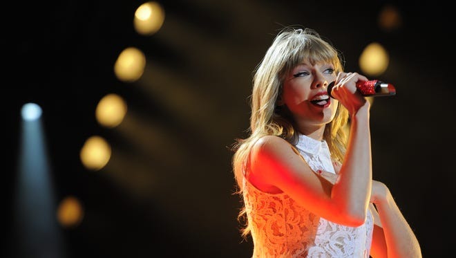 As police investigate fan death at Taylor Swift show, safety expert shares concert tips