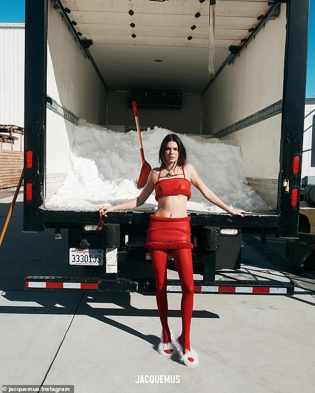 Kendall Jenner sizzles in red H๏τ crop top and low-rise miniskirt in holiday campaign pH๏τos for Jacquemus