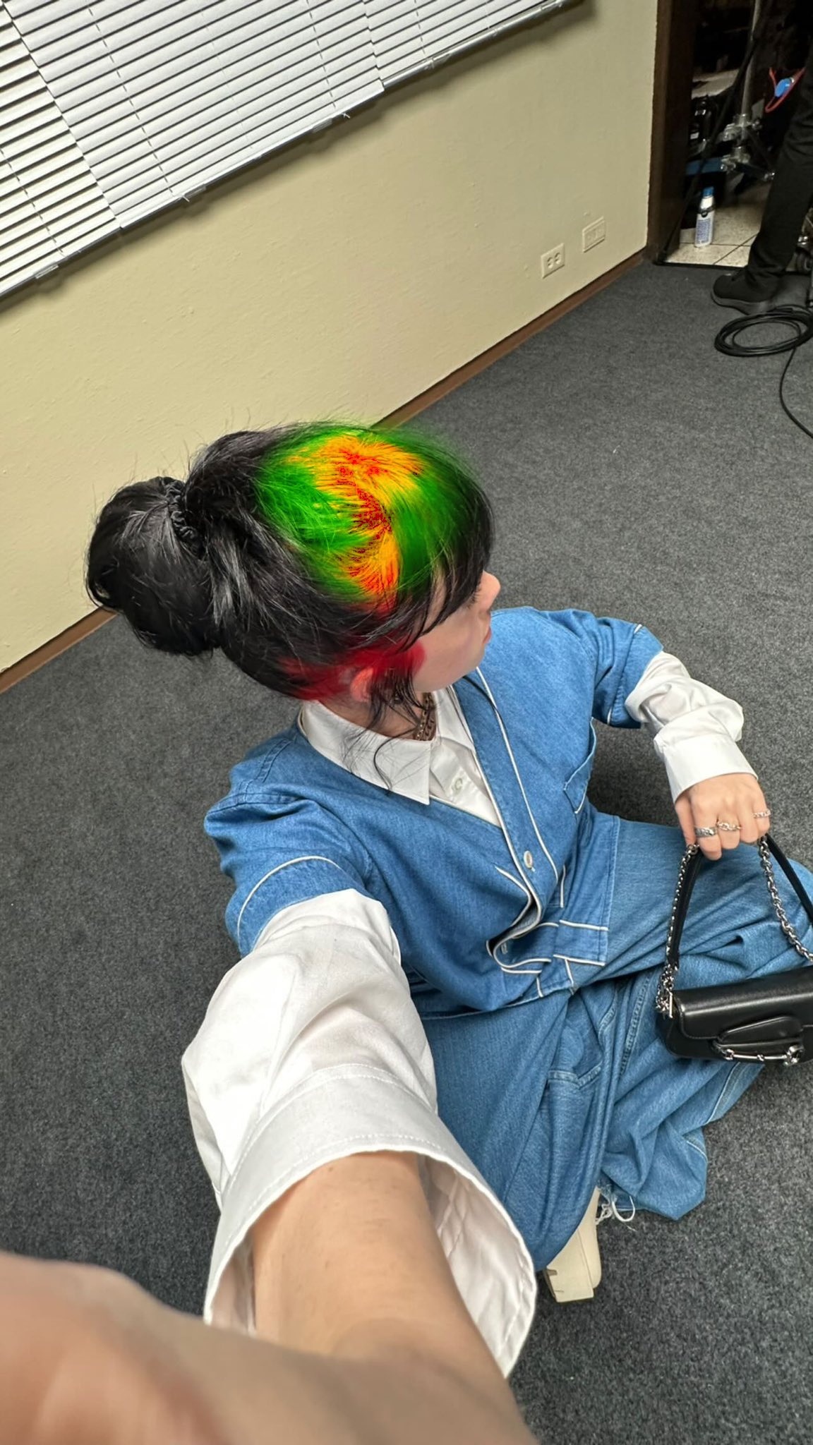 Fans compare Billie Eilish’s new brightly dyed hairstyle to a storm map: ‘It’s giving AccuWeather’