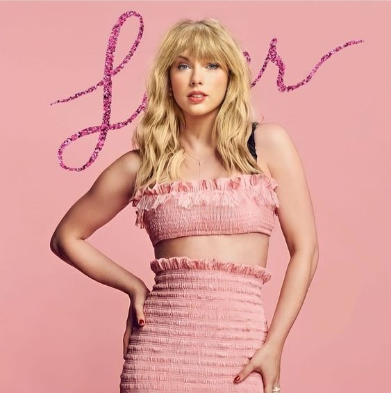 The Hottest Pictures Of Taylor Swift As She Trends On Twitter For New Love Story Song