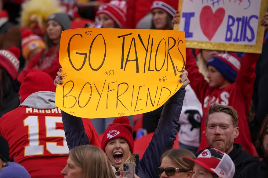 Tony Romo accidentally refers to Taylor Swift as Travis Kelce’s ‘wife’ during Chiefs vs. Bills game: ‘Not yet!’