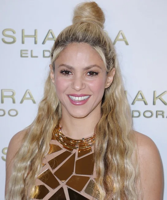 Shakira’s Beauty Evolution Is A Love Letter To Natural Curls