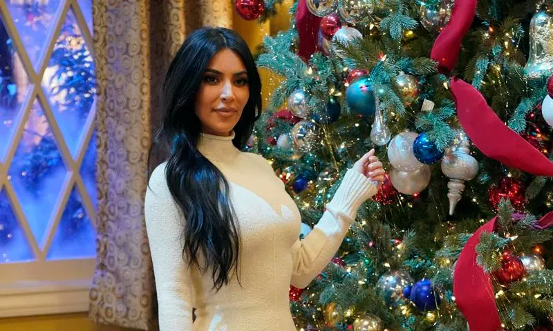 KIM KARDASHIAN REVEALS THERE’S 12 CHRISTMAS TREES IN HER HOME