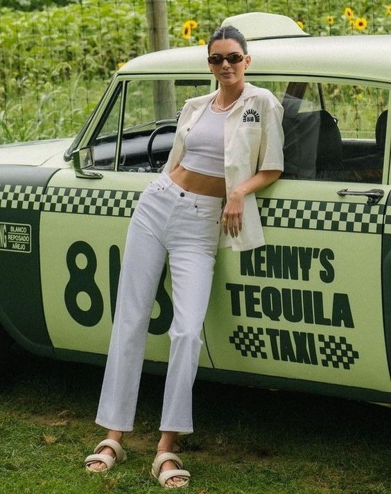 Kendall Jenner’s 818 Tequila Drops ‘Fun Surprise’ For Fans Ahead of the Holidays