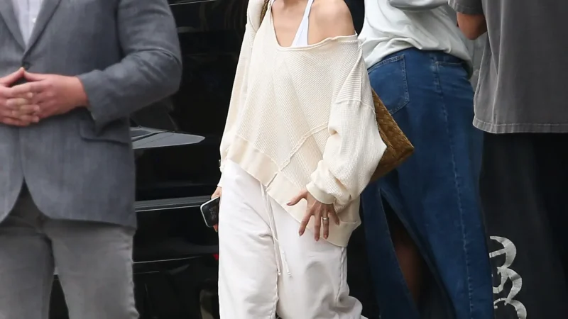 Jennifer Lopez appears in good spirits at dance rehearsal for tour amid Ben Affleck split rumors