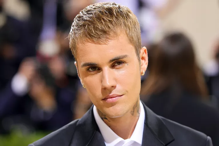 Justin Bieber Parts Ways with Business Manager Lou Taylor, Hires Johnny Depp’s Financial Advisor