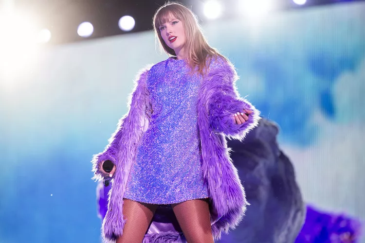 Taylor Swift Performs Calvin Harris and Rihanna’s ‘This Is What You Came For’ as Eras Tour Surprise Song in Liverpool