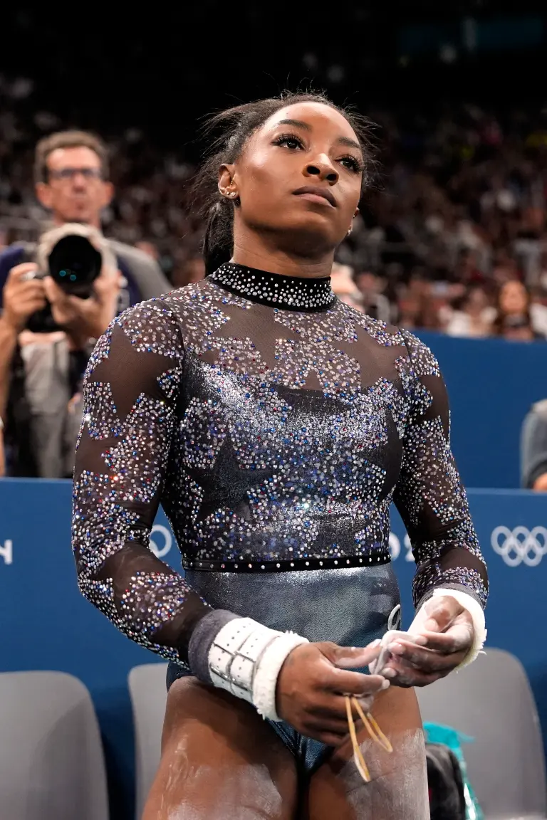 Simone Biles claps back after husband Jonathan Owens is slammed for wearing her Olympic gold medal: ‘Leave us alone’