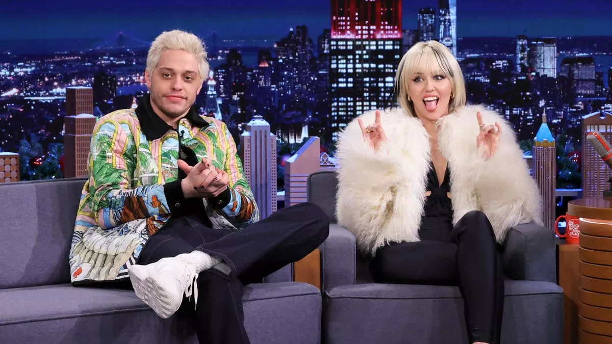 Miley Cyrus poking fun at Pete Davidson for not dating her wound up Kim Kardashian