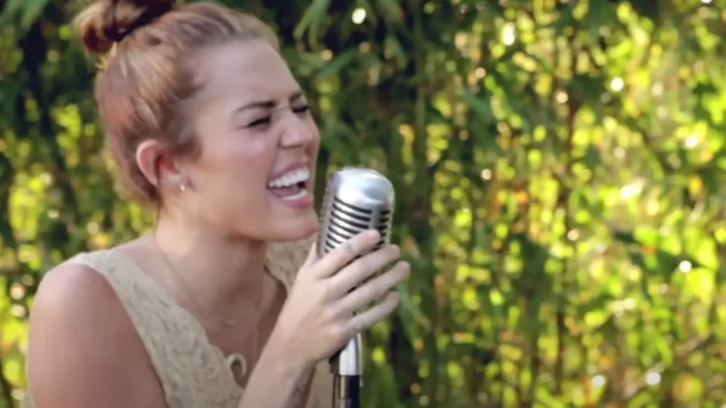 Miley Cyrus’ Cover of ‘Jolene’ is a Beautiful Homage to Her Godmother