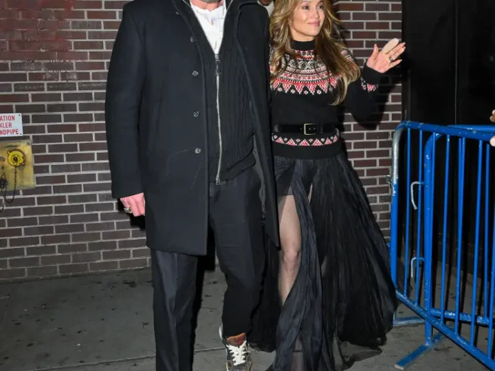 Jennifer Lopez and Ben Affleck reunite, attend back-to-school night together amid ongoing divorce: report